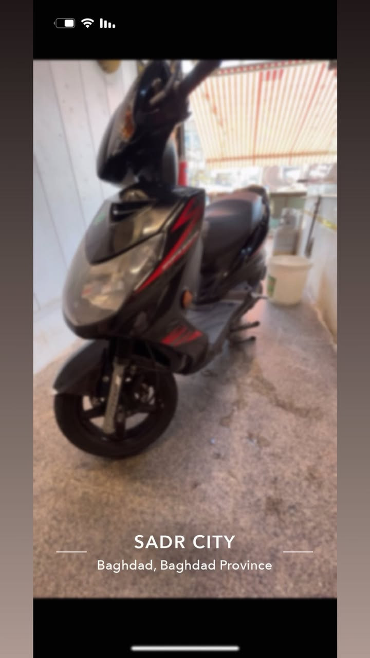 السلام عليكم فحل طلاعات نوزل خطين أم شرايط دشبول3الوان دراجه كفاله عامه فقط كلج خلفي تعبان صوت كلج خلفي فقط مبين هذاك هوه اماً المكينه كفاله عامه كهربائيات كلها كامله دراجه نصبتها تخبل ومعدلها حلو وشلعتها دراجه مكانها بغداد مدينه الصدر  السعر خاص***********
