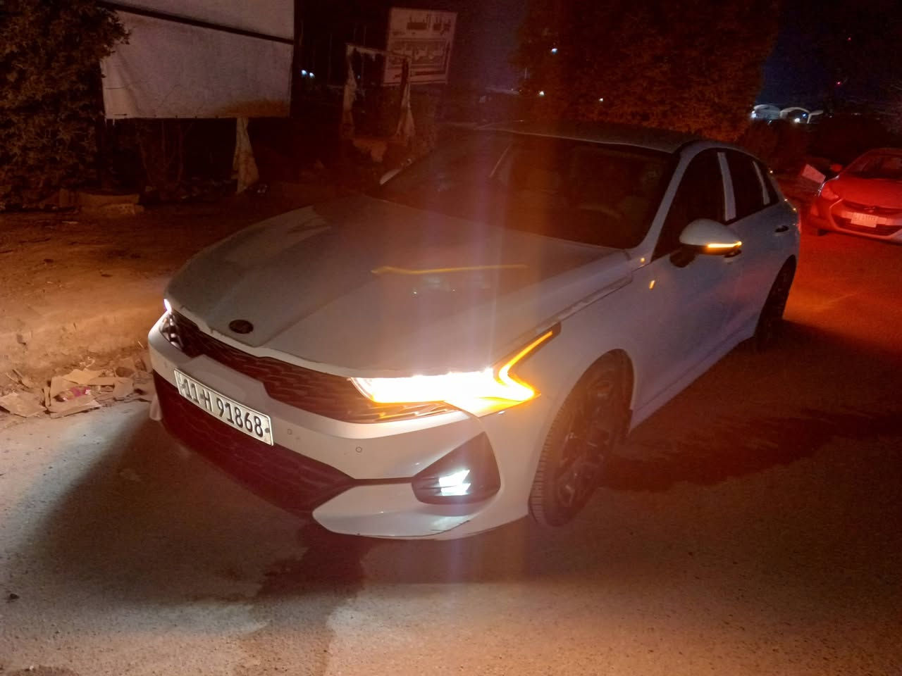 كي فايف خليجي بصمه تشغيل من بعد   ابواب بصمه ثلاثة انضمه للسرعة محرك 2500  موديل 21  بسمي     جاملغ امامي  ضرر     ‪0789 375 4604‬‏
