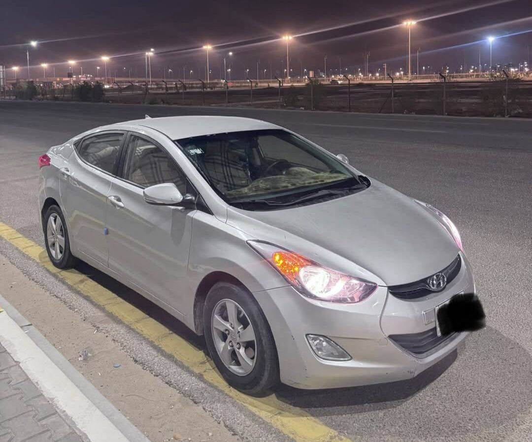 السلام عليكم
للبيع النترا افانتي محرك ١٦٠٠ كير محرك جاهزات حدادة جاهزة تبريد  ثلج دواخل جلد شاشة اندرويد السيارة ادوات كصة العنوان البصرة السعر ٤٦ وبيها مجال بسيط
***********
