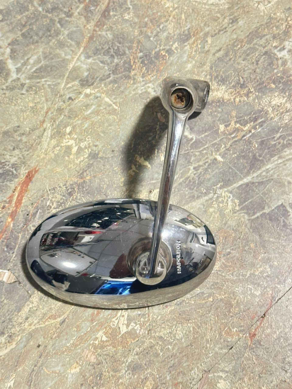 مرايات جوكر جيب و شد ب25و يوجد توصيل
‏‪***********‬‏
