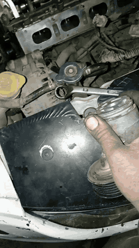 السلام عليكم من أعمالنا تبديل كازكيت سيارة تيكو 5 وتبديل ولفات بسبب ترتره و أعمال المواقعية تبديل ضاغطه داينمو و سنتر لسيارة تيكو ١٣
الفني ابو مهيمن ***********
