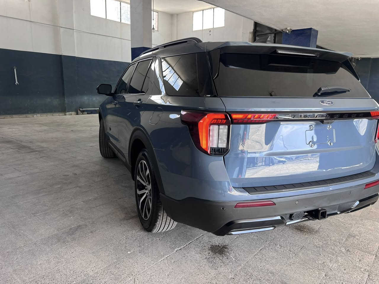 فورد اكسبلورر الشكل الجديد موديل 2025
للبيع: حره بدون گمرك ؛ فورد اكسبلورر الشكل الجديد موديل 2025 صنف ST LINE كلين كفالة عامة من ال عامية للدعامية زيروا ماشيه 4000 فقط بدون ايباك بدون صبغ بدون تبديل ميكانيك كهرباء كله 100% محرك 2300 تيربوا 4 سلندر قوة 300 حصان 

مواصفات فول عدا الفتحه:

شاشه كامره

5 كامرات

تشغيل بصمه

حساسات امامية وحساسات خلفية

تدفئة وتكييف عالمقاعد

7 مقاعد

نظام قيادة الي

تشغيل عن بعد

صندوك كهربائي

شاشة تدعم الخرائط والربط لاسلكي على CarPlay و Android Auto 

باختصار مواصفات هوايه فول عدا الفتحه

اكرر: السيارة كلين 

السعر : 37500 دولار (يعني 375 ورقه) حره بدون گمرك

للتواصل: خاص او واتساب فقط على الرقم: 

***********
مكان السيارة في المنطقة الحرة - الاردن
ممكن ادخالها للشمال او بغداد او كتاب شهداء 
واتساب فقط او خاص عالماسنجر
