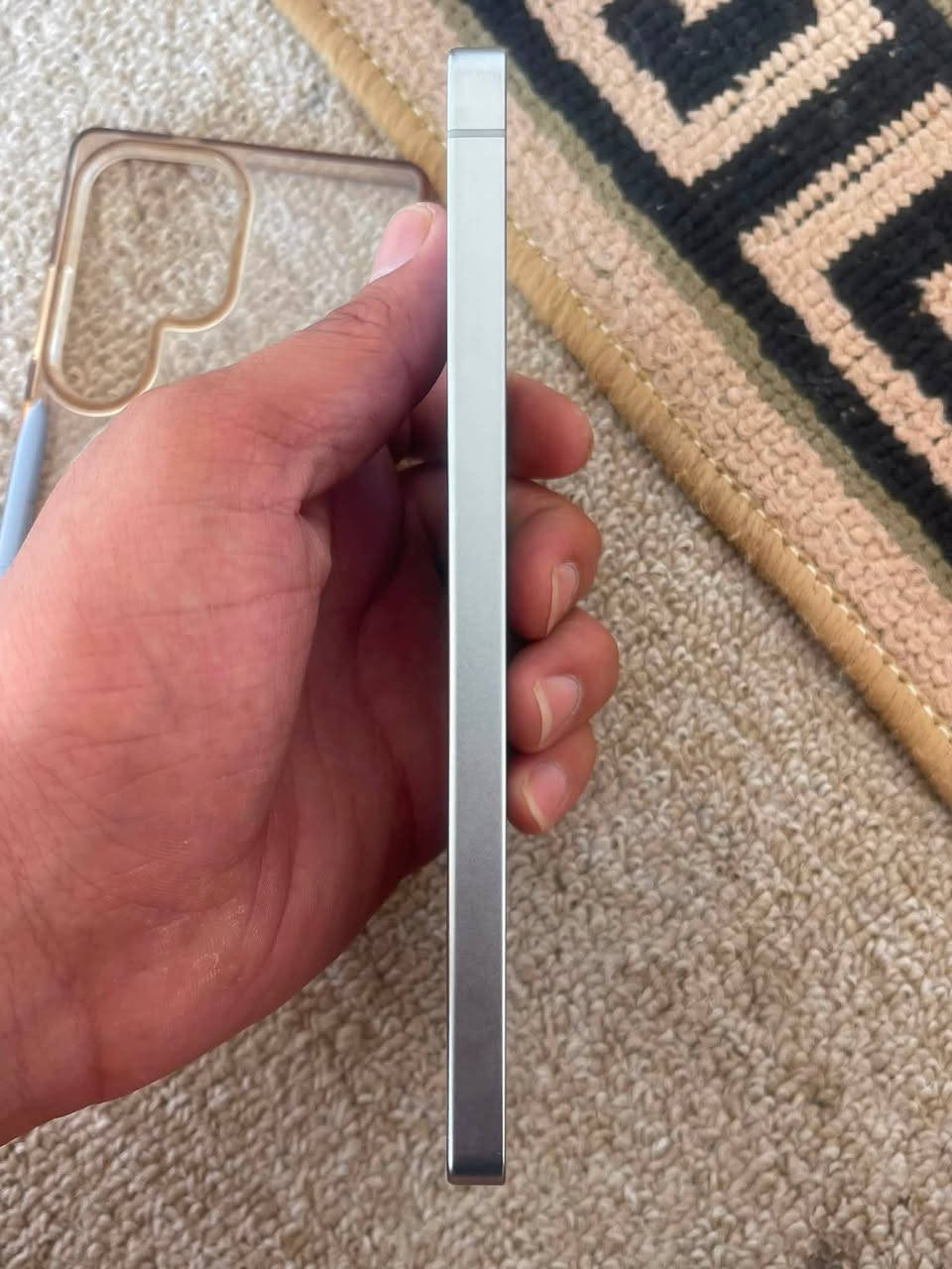 ألترا 25 ذاكره 512 بطاريه  ضهر تيتانيوم جهاز مستخدم اقل شهر سعر خاص ***********
