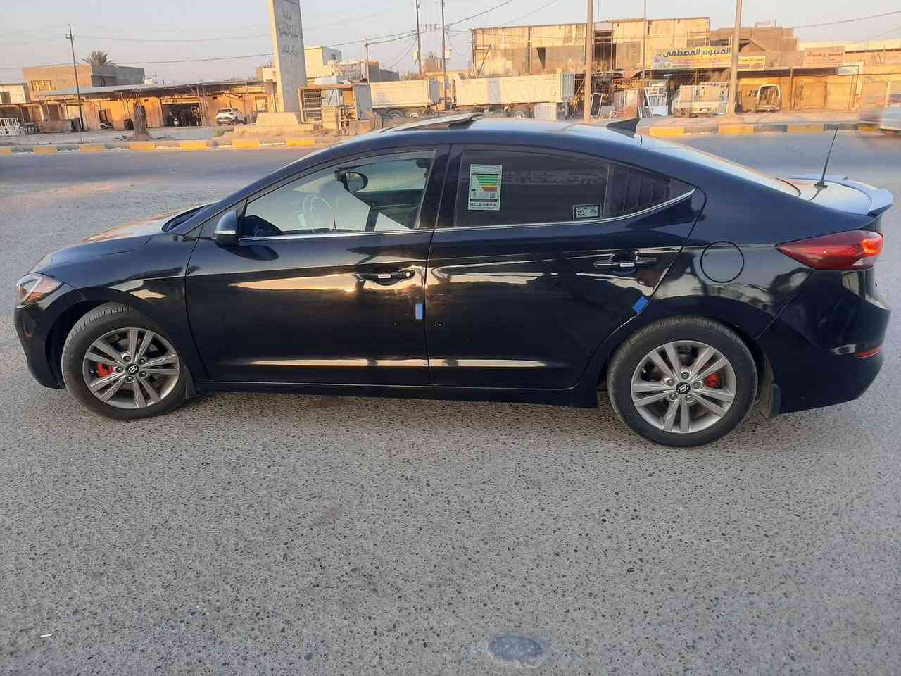 من رخصت الادمن... سلام عليكم شباب... النترا امريكي ٢٠١٨ لمتت فول موصفات للاخير.... مواصفاتها غنيه عن التعريف...... رادارات اماميه وخلفيه وجانبيه وتوقف ذاتي اتو للخلف صندوق ذكي عند الاقتراب بصمه تشغيل بصمه أبواب ولدات ترحيب للابواب عند الاقتراب مكينه ٢٠٠٠ دوش كير at بلادي كرسي كهرباء اماميه وخلفيه وخزن ميموري وكشنات تدفئه فتحه سقف لايتات زنون اشاير مري مرائه داخليه اتو تعتم الضوء تخم تاير باتري جديد حادث السياره بامريكا بس بنيد قطعه وحده مبدله لسياره ليبل واحد عده لبنيد ... بالعراق صفحه لسايق رش موضحات بالمنشور صور لحادث ولسونار بأسمي اني سويته رقم سياره اربيل الجديد والهزه جديده صار ٤ اشهر من نهزت بشرط تحويل ثاني يوم ماشيه سياره ١٢٣ الف وقابله لزيادة مكان السيارة بغداد السيديه السعر ١١٨ ورقه وبالعافية ع لياخذه سياره مرتبه وآسف ع لطاله تحياتي الكم.....للإستفسار ***********
