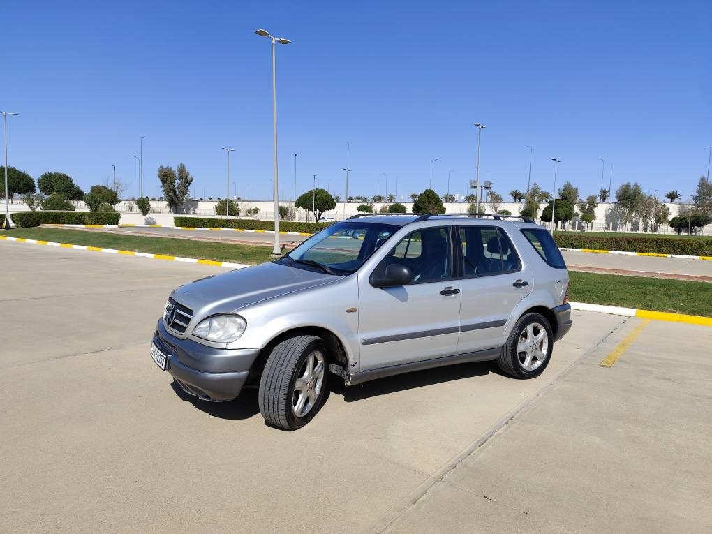 LM270
كير محرك بطه 3000منظومه غاز شادلها أيطالي صبغ قطعه واحدة بدون دواخل كشنات جلد رقم سنويه هزة جديدة سيارة نضيفه جدٱ ***********
*********** أربيل, العراق
