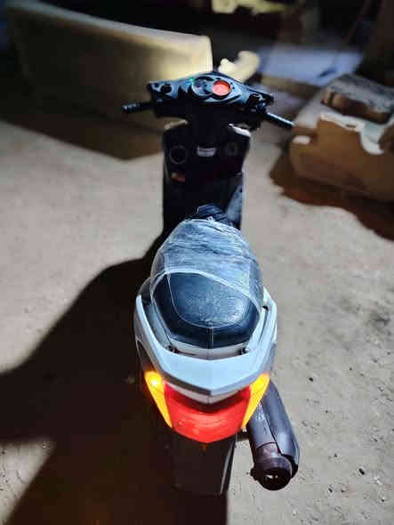 السلام عليكم دراجه سكنس مكفوله نقصه بس تريشه صفح البيع مكاني بغداد البلديات سعر (600) وبيه مجال ***********
