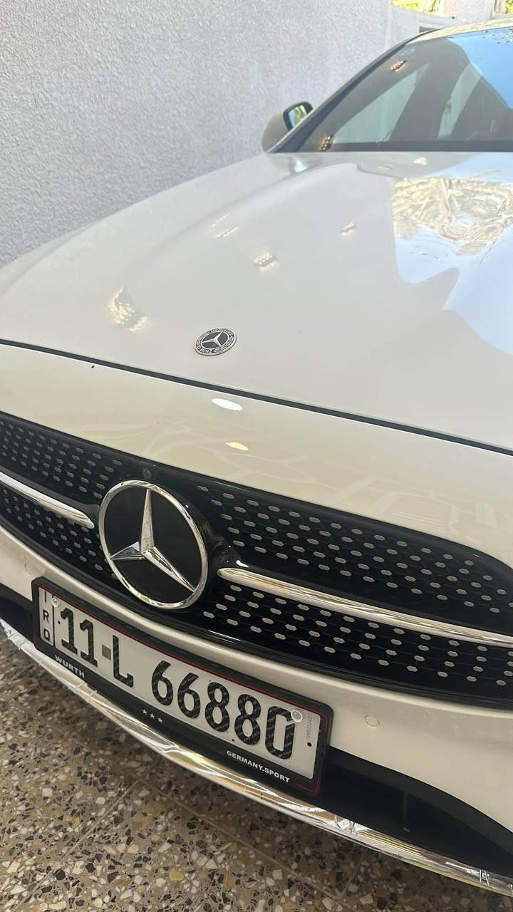 مارسيدس E350 
AMG
2023
وارد امريكي بدون صبغ ايرباق طارة فقط وراجع سستم
فول مواصفات فتحة عدسة متحركة جلد عداد دجتال متغير تويترات متحركة دكتات التبريد AMG
ماشيه 82 الف كليو 
بيع او مراوس بتاهو حديث 

0783 833 3774 بغداد, العراق

