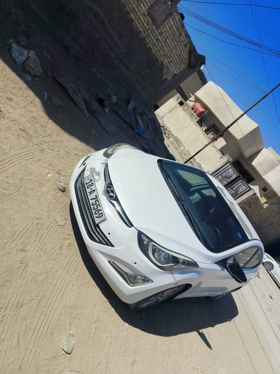 بيها ٤ قطع صبغ والقمارة شويه مكشرة صبغ
موصفات ٣ انظمه قيادة 
سبورت 
واعتيادي 
وتوفير 
وبيه ايكو 
تحكمات استيرن
مراوس بهايبرد او بيع ***********
#الكل
