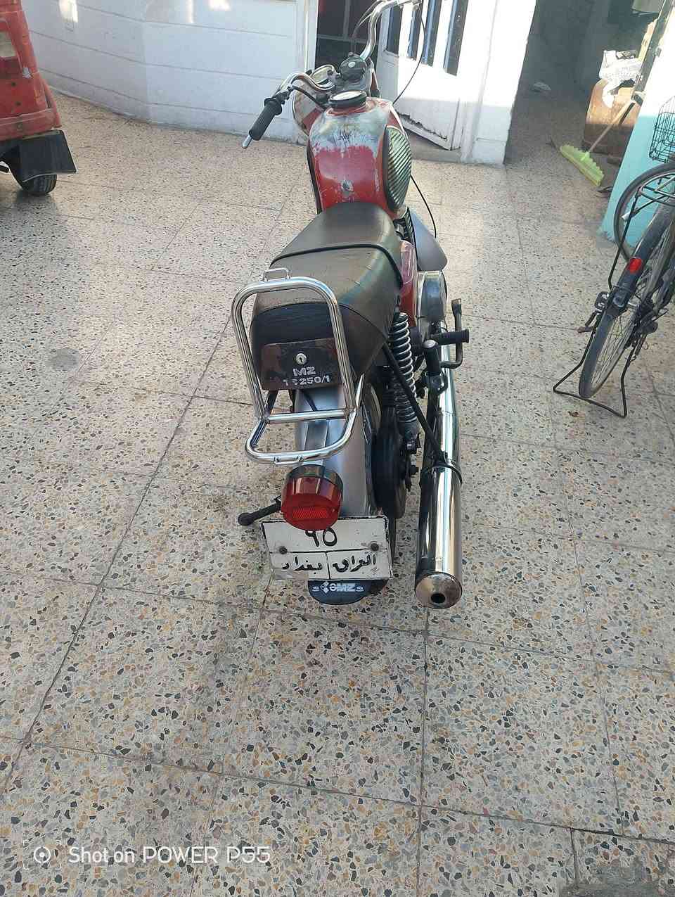 السلام عليكم امزت البيع 18الشاصي مكفول من الحيم كابريتر الماني كله بلاديه رقم وسنويه بغداد مميز السايس 3المكان بغداد الشراي يخابر ***********
