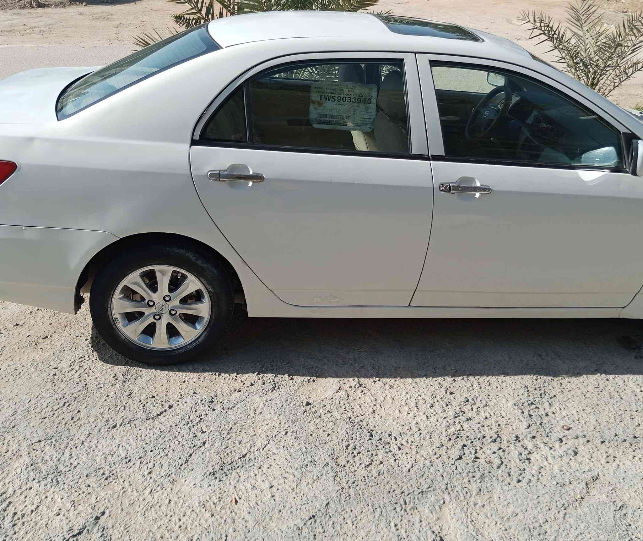 سلام عليكم سيارة بي واي دي f3 موديل 2012 سيارة حلوة ومال جناي كير مكينه حداديه تبريد كلهن مكفولات كهربائيات كله شغاله سنويه جديد إلى 29 السيارة بيه مكانات صبغ السعر 60 وبيه مجال المكان كوفه عند ال عيسى رقم الهاتف *********** غير متواجد على الانترنيت اتصل وتدلل
