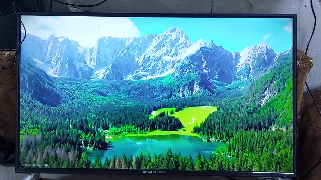 السلام عليكم عندي 3 شاشات الاولى وادي 55 سمارت 4K السعر 265 الف والثانية رويل الرحمانيحجم43 نت السعر 160 الف والثالثة الجي اصلي 42بدون نت السعر 135 الف عالضمان والفحص  مكاني بغداد ***********
