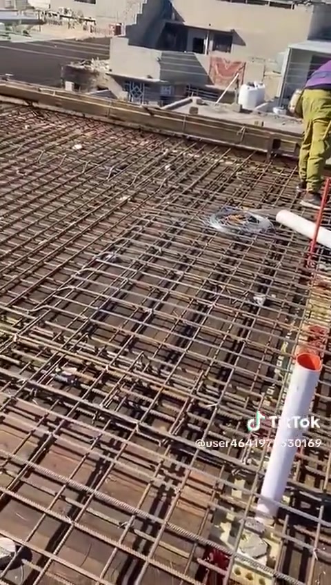السلام عليكم نجار قالب من بغداد نجاروتسليح كافت أعمال النجار وتساب ***********
