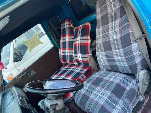 کیا مؤدیل ١٩٩٦ ئارمی بلاستیکی سلیمانی مەکینەی ٢٧٠٠ سعری ٣٦کەمیک معامەلە ***********/***********
