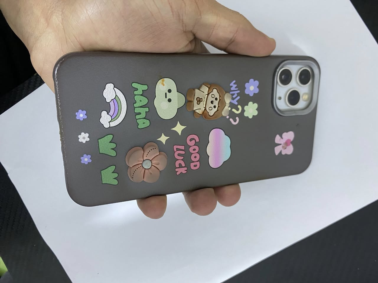 آيفون 11 برو ماكس لون أبيض ذاكره 256 الجهاز فقط مستبدل شاشه تفصيخ والكامره الخلفيه فقط توقفت فجاه اثر وكعه باقي الجهاز كل مكفول الجهاز زلغ واحد مابي نظافة الجهاز 💯 الجهاز مال بيت سعر الجهاز 180 وبي مجال بسيط كلش العنوان بغداد المنصور رقم تلفون *********** وبي واتساب
