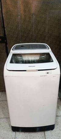 غساله سامسونج 15 كيلو   اي خلل ما بيه بلاديه  نظيفه كلش تغسل   بطانيات...