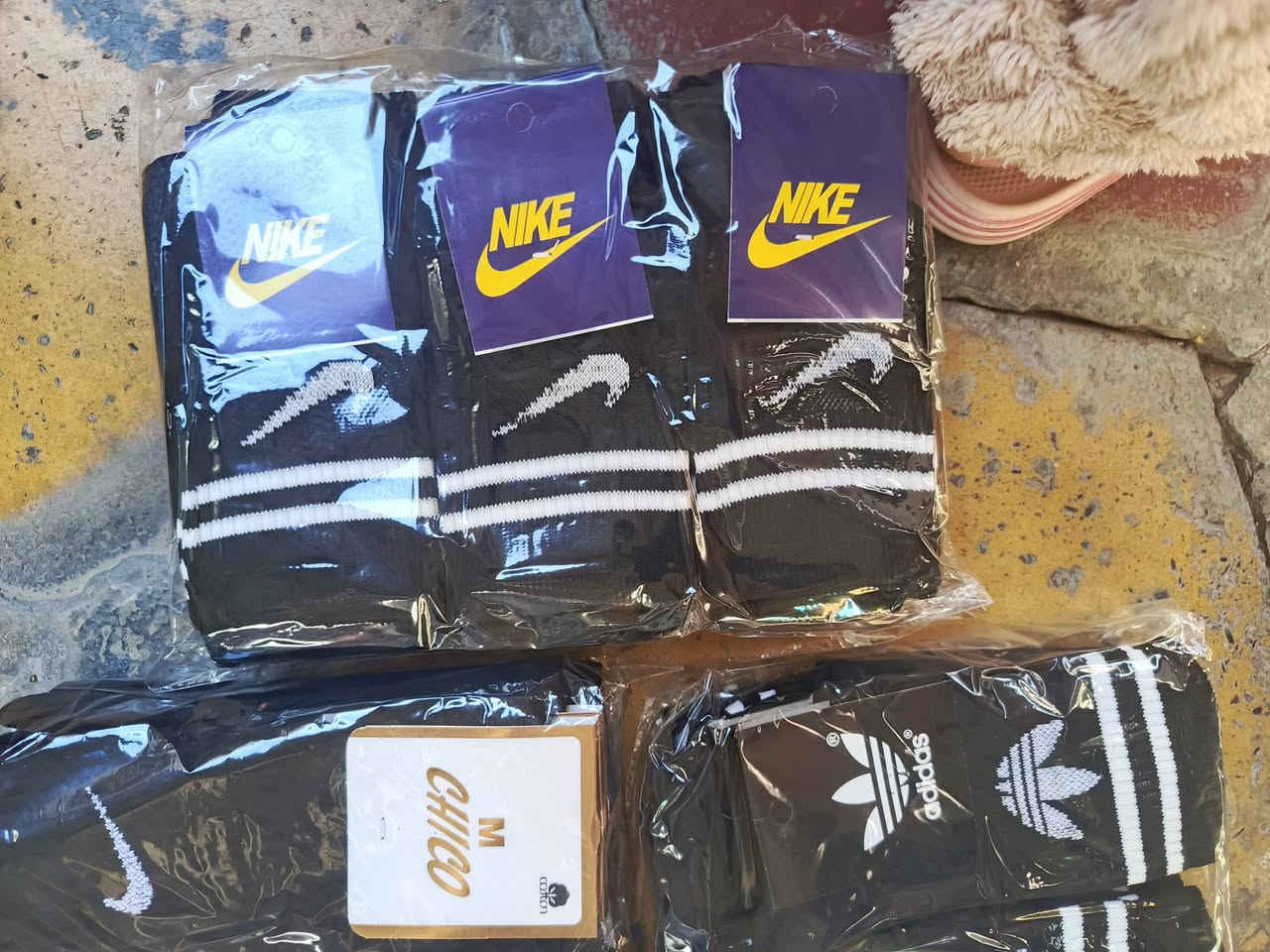 زبائنا الكرام المغسول  وصل الجديد و الرياضي ⚽🏈🏀وصل ايضن سعر الدرزن 6.500 أقل طلب 5 .  درازن ⚽🥎⚾⚽⚽⚽⚽


**إذا كنت صاحب هذا الإعلان وتريد حذفه لأي سبب، رجاءا أرسل رسالة إلى الدعم الفني**