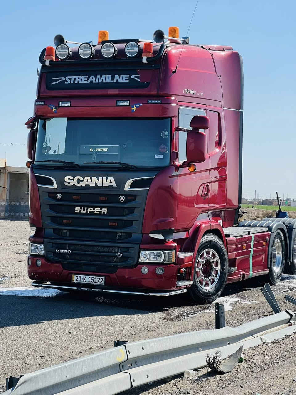 يالله السلام عليكم سكانيا للبيع 2016 مكينه 580 فول مواصفات رتايتر ثلاجة تخم تاير تخم ويل كروم سياره مرقمه سليمانيه جاهزه العمل دواخل كشنين هوء  مكان بابل 
***********
