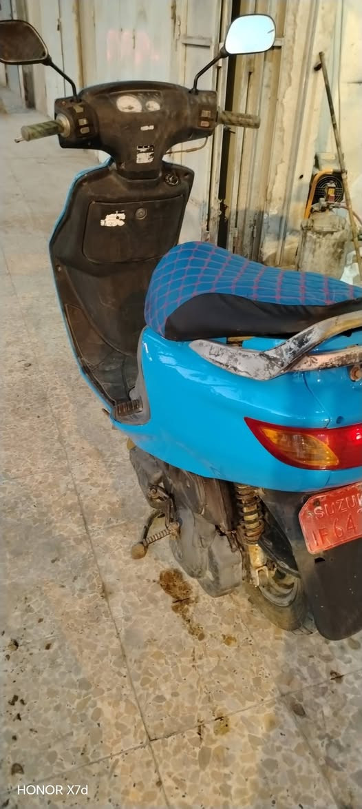 فراشه للبيع جاهزه شراي يتصل سعرها 450 وبيها مجال نقصها سلف وباتري وكتف اشاره *********** البصرة, العراق
