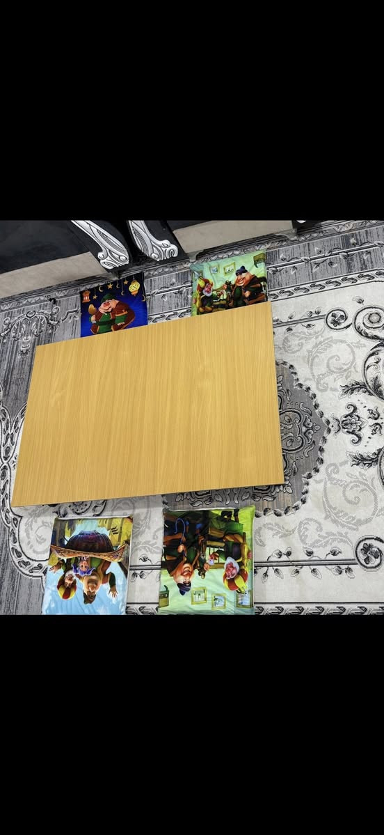 سلام عليكم اخذت هاي طاوله طعام ومعندي مساحه بلمطبخ الها. مامستخدمه طلبتها من اربيل. اليوم جابوها طول 120  وعرض 80 
الارتفاع 30  خشب اصلي مقاوم للخدوش  مع 4 كوشات بس طلعت جبيره واريد ابيعها رايده اصغر
 وتتطبك للخزن


**إذا كنت صاحب هذا الإعلان وتريد حذفه لأي سبب، رجاءا أرسل رسالة إلى الدعم الفني**