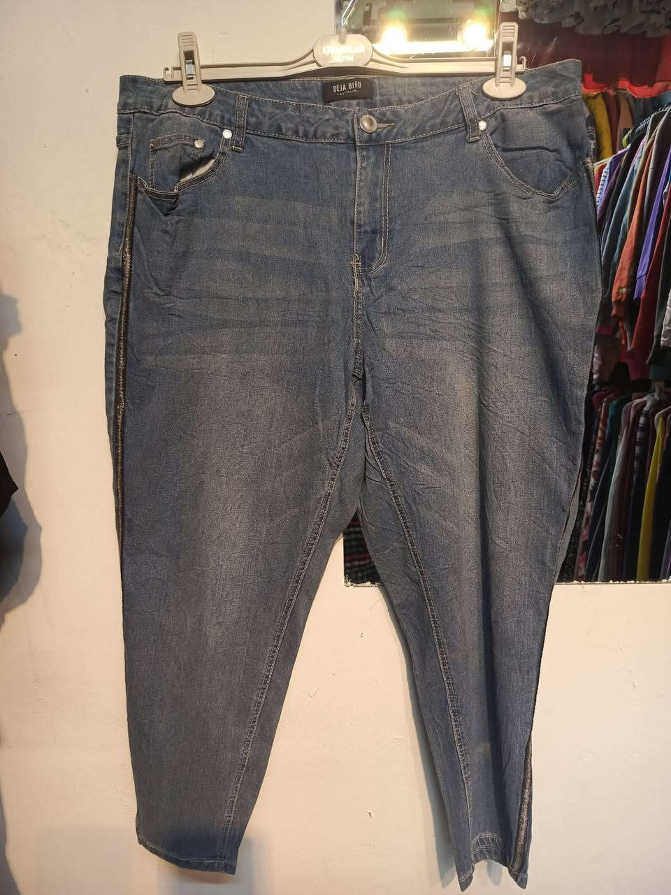 بناطير نسائي بأسعار مناسبه للبيع جمله و مفرد متوفره بمحلنا ألبسه ابو محمد الدوسري بحي الخضراء مقابل جسر الشهيد ابو بكر السامرائي للحجز على رقم ***********
