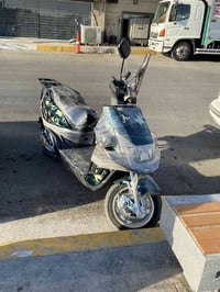 دراجه همر مدرع شحن ملف 3000 7 بطاريات دراجه استخدام قليل وجديده   اللو...