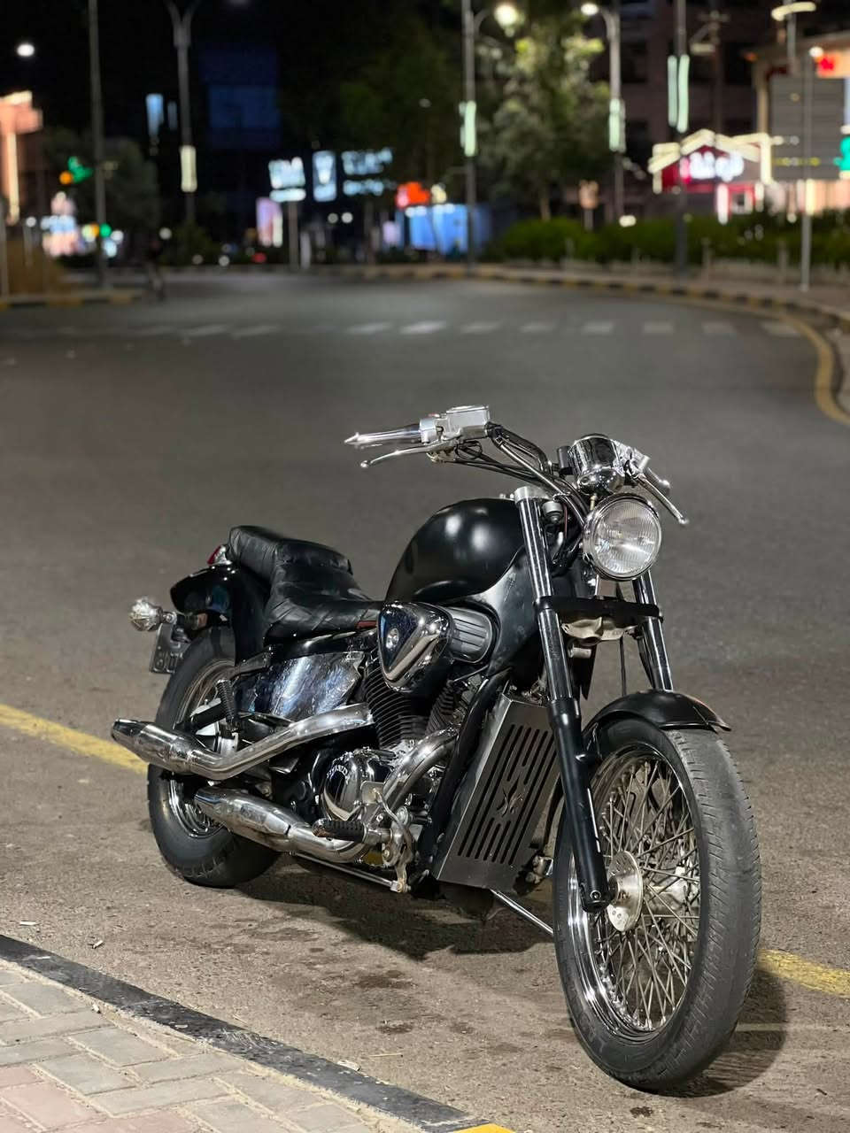 سلام عليكم
دراجة هوندا ستد 400 "للبيع" 
رقم وسنوية وشرط التحويل 
عليها ادامة بلكات وباتري وكابريتر الدراجة شلعة ومعدل تخبل جيب وياك فيتر اليعجبك وافحصها
مكانها ( الموصل )
السعر 15وبيها وبيها مجال 
سبب البيع  طالب سادس 
بيها نقوصات خفيفة
تاير الخلفي مثل ما تشوفه بالصورة
مجمع تشغيل ( اني لاغيه ) 
***********
