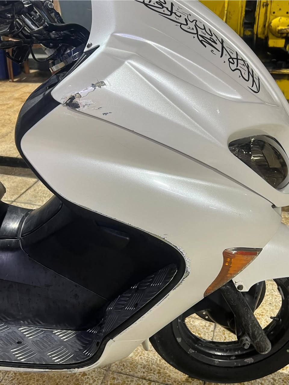 فورزه08للبيع
عميه بلاد لون صدفي
بيه ملاحضات موجوده بل صور
تدفيه مال يد
الدراجه مناقصه ولاشي 
شرط جويتر ومحرك ممفتوحات
وجه بومه 
صلنصه رياضي
مكاني موصل 
السعر مليون 200


**إذا كنت صاحب هذا الإعلان وتريد حذفه لأي سبب، رجاءا أرسل رسالة إلى الدعم الفني**