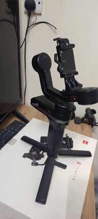 رونين weebill S  مانع اهتزاز مستخدم كامل الملحقات حته كارتونه سعر ١٥٠ ...