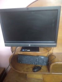 Pc نظافه ٩٩ بالميه سستم كامل دسكتوب  وشاشه. وسماعات سبيكر. وكامره بقطع...