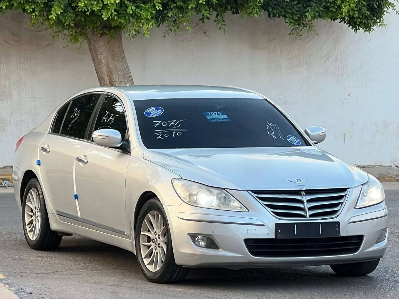 جنيسس يـاغوالـيْ فـلْ أوبشـنْ نمبـرْ ونْ متـتفوتـشْ رهـوْ🏅 تفـرجلـيْ عليـهاْ وشـوفْ الـوقـفةُ منـظمـةُ ✈️❤️
بسعر21.800فقط🔥🔥🔥
🔹️ نوع السيــارة : HYUNDAI GENESIS 🚘
0911887439
🔸 الموديل : 2010
🔹المسافة المقطوعة :150 لله يبـارك ما شاء الله💎 مـنظمـة جــداً 🌷

مواصفات_السيارة  :- ⚜️ فل رقم 🥇ناقصه فتحه فقط .

💎السيارة مسجله5ليبيا✉️ 

  
💎اللون :مميز💎
🔥

مقدمة السيارة مميزة وفخمة وايضا من الخلف رائعة 💎

💎 السياره خاليه من من السوس والقص والقشرة  والرطوبه قيم فوق الكريك وتفرج ..

💎  السيارة خاليه من اي # قص     …. 

💎 السيارة فل الفـل{VIP} 🌺 …..  

💎دآخلية جميلة صالون جميل 

الممـيزات : فل الفل بصمه 
💎بصمه 😍
💎 دبل شاشه (شاشتين)
💎 عداد مفـتوح  
💎سـيرية قـومـات وديسكو جـديدة سفار خبش لاا💎  
💎 حسـاسـات خلفيه 
💎 أشارات ترحيب ف مقابظ الابواب 
💎ستار خلفي كهربائي 
💎رادار امامي لرؤيه الطريق 
💎مع تدفئه وتبريد في المقاعد الاماميه والخلفيه.              
💎دبل مراش وكاتم
💎 مع تدفئه في المقود
💎 تحكم كامل فالمقود 
💎كراسى خلفيه كهربائيه 
💎 مدخـل Aux & Usb 
💎 المكـان : طرابلس 
السعر حرق21.800🔥🔥🔥🔥 💎

      لاي_استفسار ☎️0911887439


**إذا كنت صاحب هذا الإعلان وتريد حذفه لأي سبب، رجاءا أرسل رسالة إلى الدعم الفني**