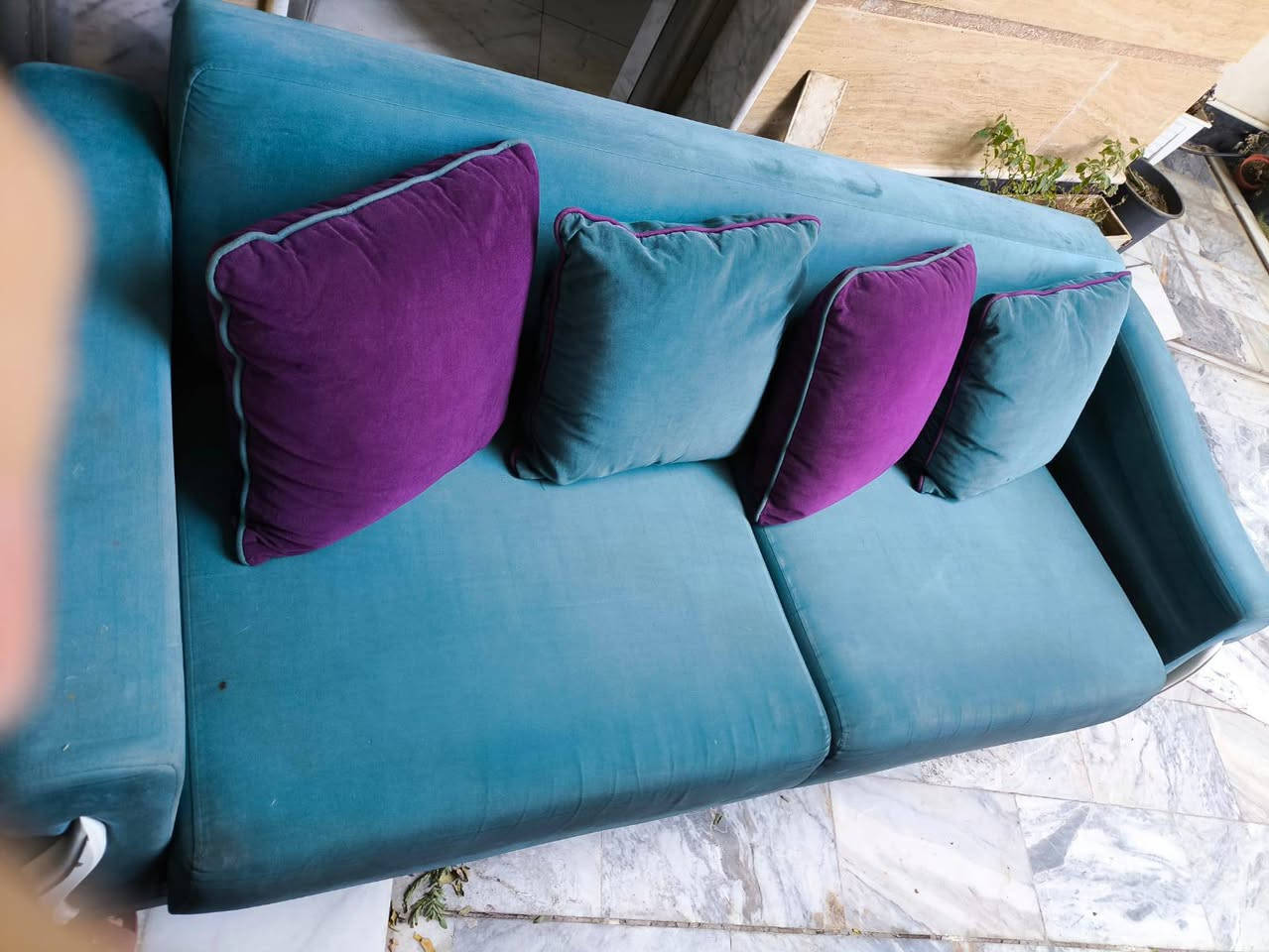 تخم عباره عن قنفات عدد اثنين السعر 250 الف نظيف جدا مكانه البنوك اتصال علئ
‏‪***********‬‏
