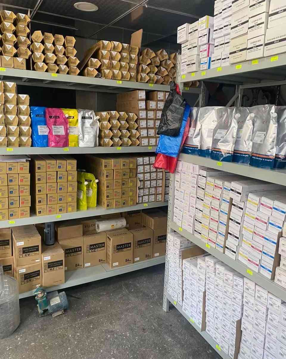 مركز التقنيات الحديثة

يتوفر احبار جميع الموديلات اصلي والتجاري مع ضمان 
كانون    🏮
بزهاب   🏮
طابعات 🏮
ريكو      🏮

وجيمع احبار الطابعات
كانون  🔴  برذر 🔵 ايبسون  🟡

وجميع الكاترجات اليزرية
تجيهز دوائر الدولة
وخدمة صيانة موقعية

توجد خدمة صيانة طابعات و الجهزة الاستنساخ
 🚚🚛🚐توجد خدمة توصيل بغداد وكل محافظات العراق
بغداد كرادة خلف بدالة العلوية
      ***********
رائد حداد
تابع البيج كل ماهوة جديد
👇👇👇
