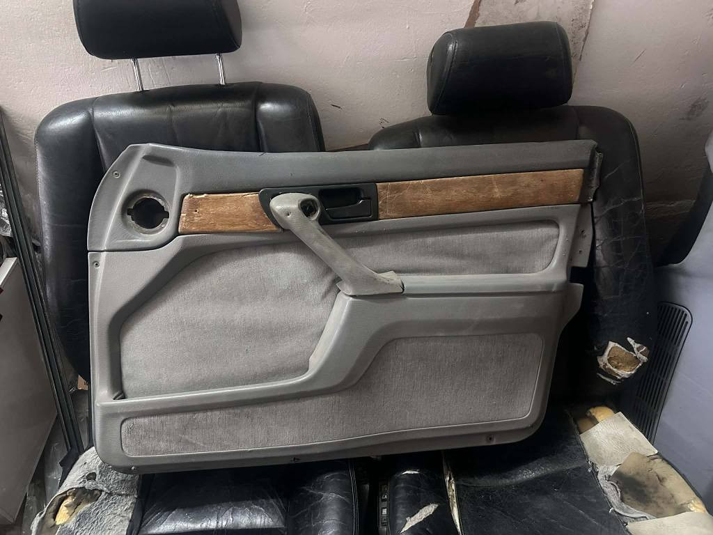 ئەم ئەشیایانە بۆ فرۆشتن هی 700 یە کامل 90 هەزار  *********** السليمانية, العراق
