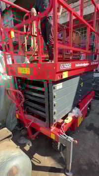 مصعد مقصي شحن بطاريات ارتفاع 10متر 07740506789