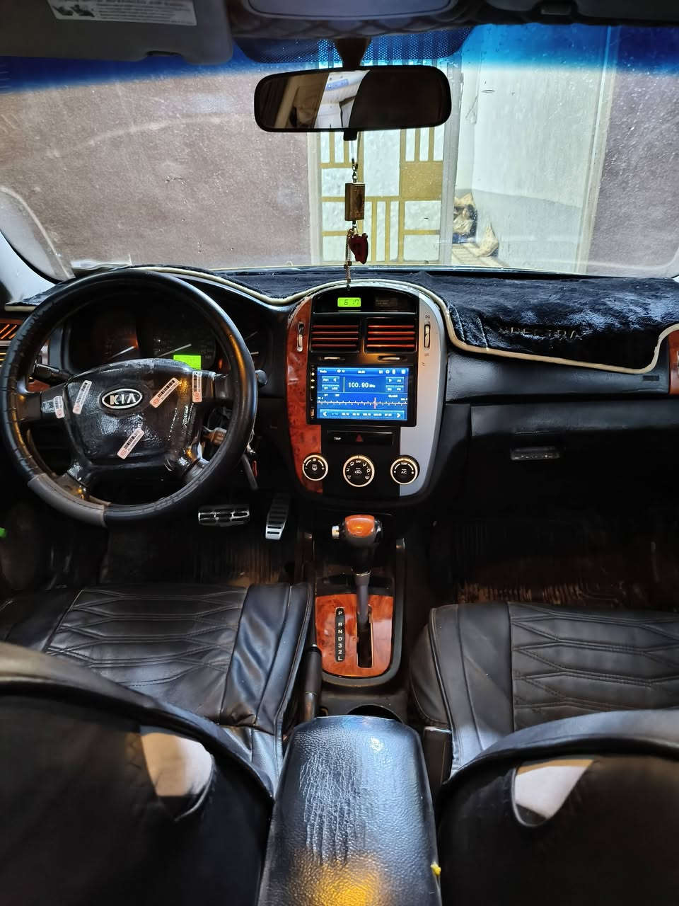 السلام عليكم
كيا سبكترا موديل 2008 السياره كامله مكمله مابيها نقص تبريد سنتر لك كير اوتو لايت زنون شاشه و كامره مشروع وطني العنوان كربلاء حي الغدير السعر ٦٨وبيها مجال بسيط كلش 

للاستفسار ***********
