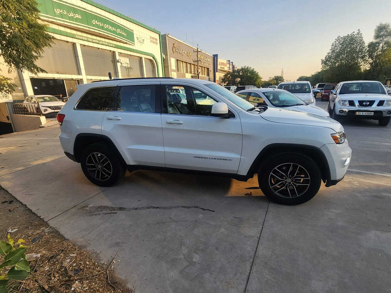 ***********سلام عليكم جيب موديل١٥ بي اربع قطع صبغ دواخل بصيطة كير محرك تبريد ابشرط تخم تاير جديد مواصفات لاريدو سيارة وارد امريكي عنوان سيارة كلار
