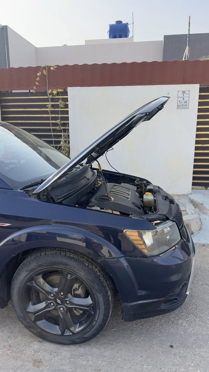 دوج جورني 2019 لون مميز

سعر 150$ وبيها مجال
السيارة مدوشمة من اول ما اخذتها

اتصال واتساب فقط(***********)

حادث السياره ضربه بالبنيد فقط .

الشواصي واللغود والبراكيتات مكفولة 

ايرباكات راجعه سستم بلاد

ماشيه 140 الف كيلو متر 

محرك V6 - 3600 وضع شركة برغي ممفتوح بي

رقم بغداد باسمي تحويل وكاله نفس اليوم

مواصفات السياره .. شاشة جبيره .. كاميرا .. سبعه راكب .. تبريد 3 قطع.. بصمة تشغيل .. 

بصمة ابواب ..  دخول ذكي 

وباقي المواصفات المعروفه 

مكان السيارة نجف شارع المجمعات

صدر امامي وحدادية جديد 

دهن وفلاتر كامل مبدل جديد

 سياره خير من الله جاهزة
