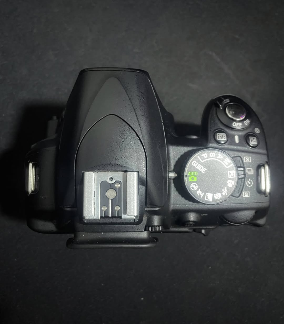 کامێرای Nikon D3100 لەگەڵ کیت لێنس - زۆر خاوێن
نرخ (Price):
190,000 دینار
وەسف (Description):
سڵاو هاوڕێیان،
کامێرای Nikon D3100 بۆ فرۆشتن. کامێراکە یەکجار خاوێنە و هیچ جۆرە کێشەیەکی نییە (میکانیکی یان تەکنیکی)، بە مەرج دەیفرۆشم.
تایبەتمەندی و پێداویستییەکانی لەگەڵیدایە:
لێنس: Kit Lens (لێنسی بنەڕەتی خۆی)
پێداویستییەکان: کارتۆن (بۆکس) ی ئەسڵی خۆی + جانتای تایبەتی کامێرا.
کامێرایەکی نایاب و گونجاوە بۆ دەستپێکردنی فۆتۆگرافی و کارکردن.
بۆ کڕین یان زانیاری زیاتر، نامە بنێرن.


**إذا كنت صاحب هذا الإعلان وتريد حذفه لأي سبب، رجاءا أرسل رسالة إلى الدعم الفني**