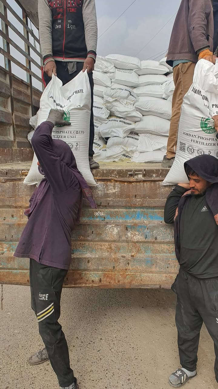 السلام عليكم ورحمة الله
تم وصول داب ابو الكفين

العنوان بابل الكفل مقابل 

 ملعب الخماسي قرب الجسر
محلات ابو وائل الحسناوي 
***********
***********
***********
