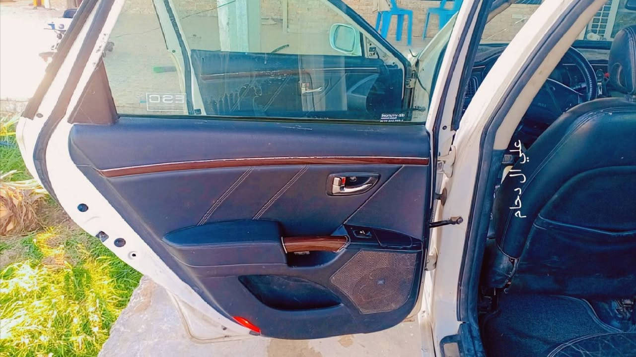 السلام عليكم ورحمة الله وبركاته
هونداي ازيرا مودل 2009 ابيض 
دواخل جلد تدفئه شغال تبريد ثلج 
مسويلهه صيانه عامه محرك وكير وصدر 
بعدله زوج درايم شفتات فقط وهي صبغ عام بدون حادث قوي رقمها صلاح الدين والتحويل ثاني يوم وصاحبها بتكريت والسياره بين بغداد وتكريت  تواجدها واكثر شي في بغداد مقابل افران باب الاغا قرب قوس جنوب بغداد السعر 70 وبيها مجال  للتواصل  ***********  يوجد واتساب بغداد, العراق
