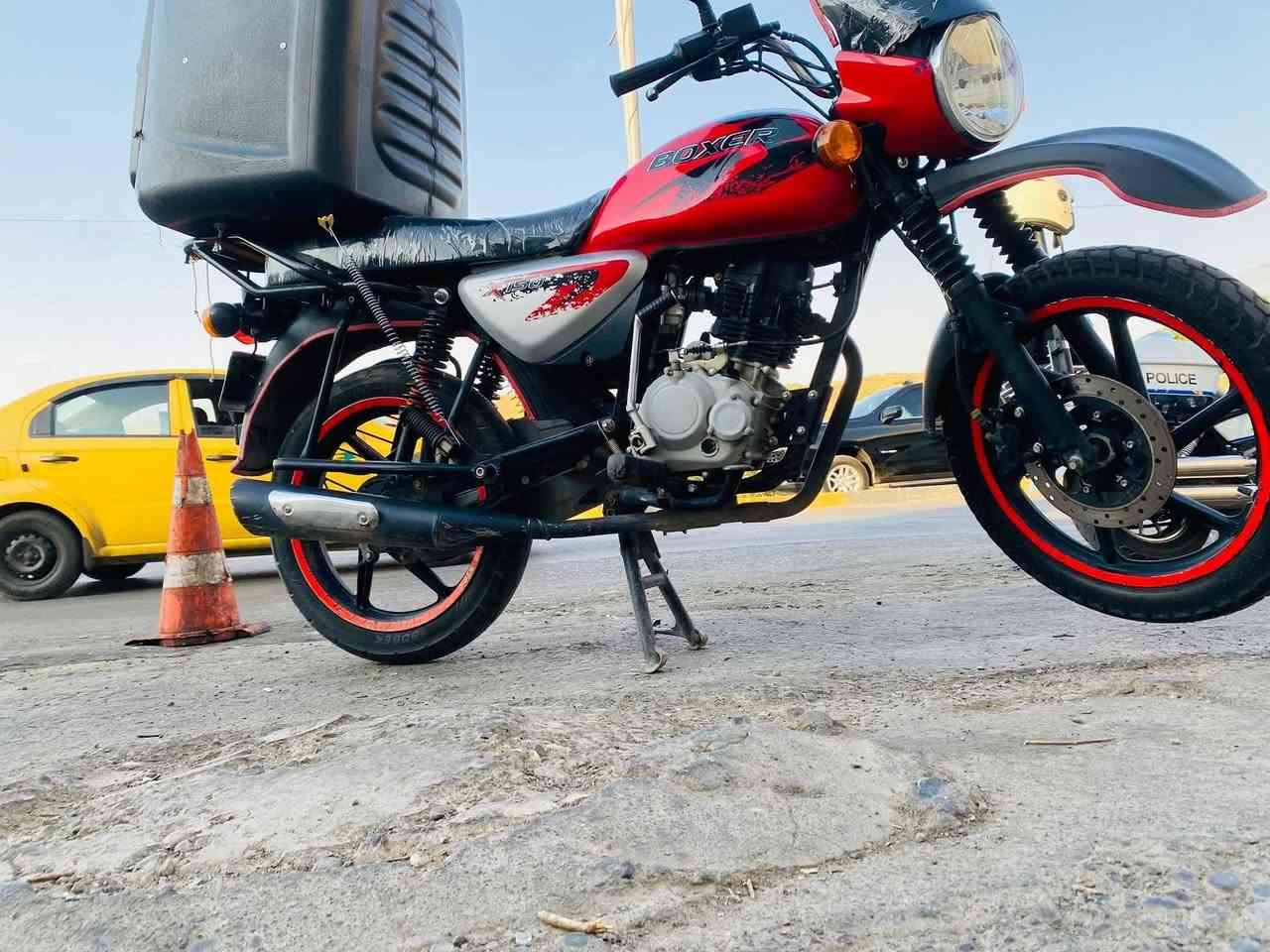 سلام عليكم
دراجه بوكسر مرقم نينوى بأسمي شرط برغي ما ينقصو 
السعر 1500 وبي مجال بسيط *********** بي واتساب ومستعجل علا بيعتو
