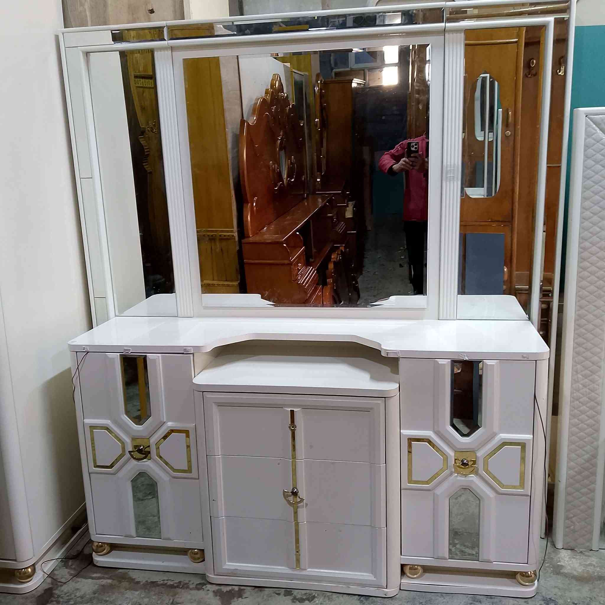 غرفه نوم تركي 11 قطعه للبيع سعر مليون و100 وبيها مجال بابل المركز


**إذا كنت صاحب هذا الإعلان وتريد حذفه لأي سبب، رجاءا أرسل رسالة إلى الدعم الفني**