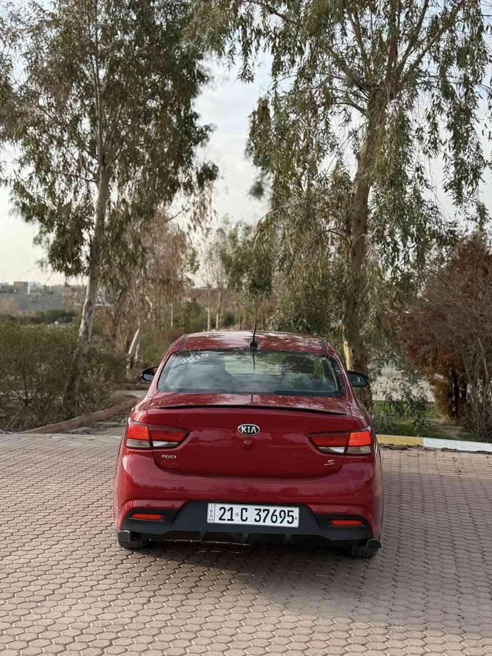 السلام عليكم
كيا ريو موديل ٢٠١٩ السيارة امريكية 
مكينة ١٦٠٠ دوش 
عدد الممشى ٦١ الف وقابل للزيادة 
حادثها  صفحة سكن 
صور الحادث مرفقة بالمنشور 
رقم سليمانية  جديد   
    مواصفاتها 
شاشة ابل كار بلاي 
كامرة خلفية بلادية 
كروز مثبت سرعة 
تحكمات ستيرن 
نظام سبورت 
تبريدها ثلج شرطط دينار واحد متصرف ع تبريدها 
كير ومكينة مكفولات كفالة عامة للأخير 
تخم تايرات جديه
سيارة كاملة من كلشي مامخلي بيهانقص برغي
سيارة عارضها ب ٩٨ وبيها مجال بسيط 
‎للأستفسار الاتصال او على الواتس 
رقم التليفون و عليها واتساب : ***********
