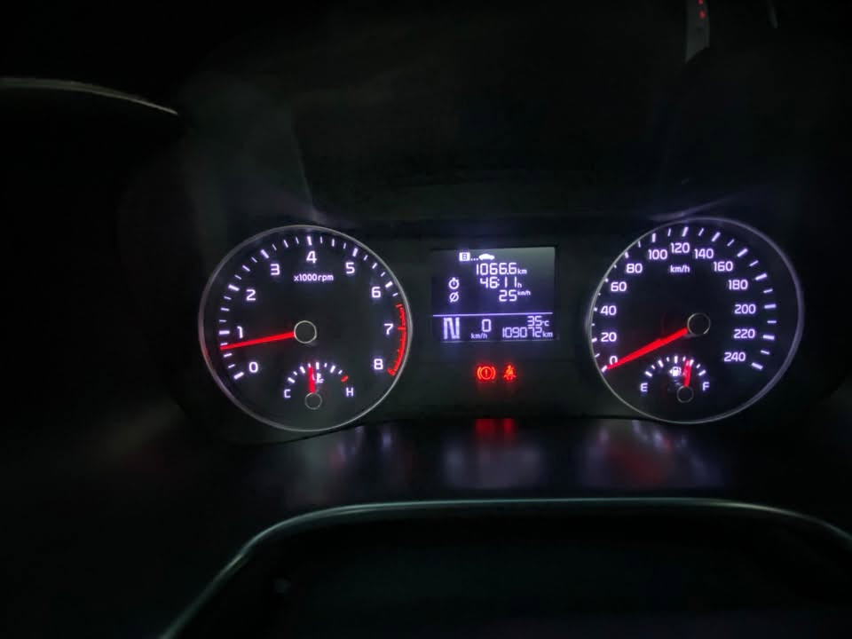 سيراتو٢٠١٩ فتحه كامرا شاشه حساسات
موجود سونار
 ١٣٠ قفل
***********
مكان واسط العزيزيه
