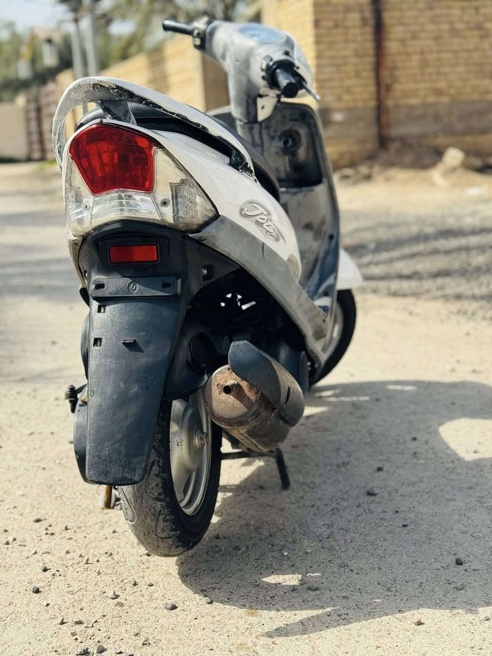 دراجه البيع دراجه نضيفه كدام وبعد احله بل حقيقه شلعه ومعدل كفرات كاملات كهربائيا كملات نكره سلف سعر 450 أو مرواس بيراني بس كون نضيفه عنوان بغداد الحسينيه موجود واتساب وفيس ***********
