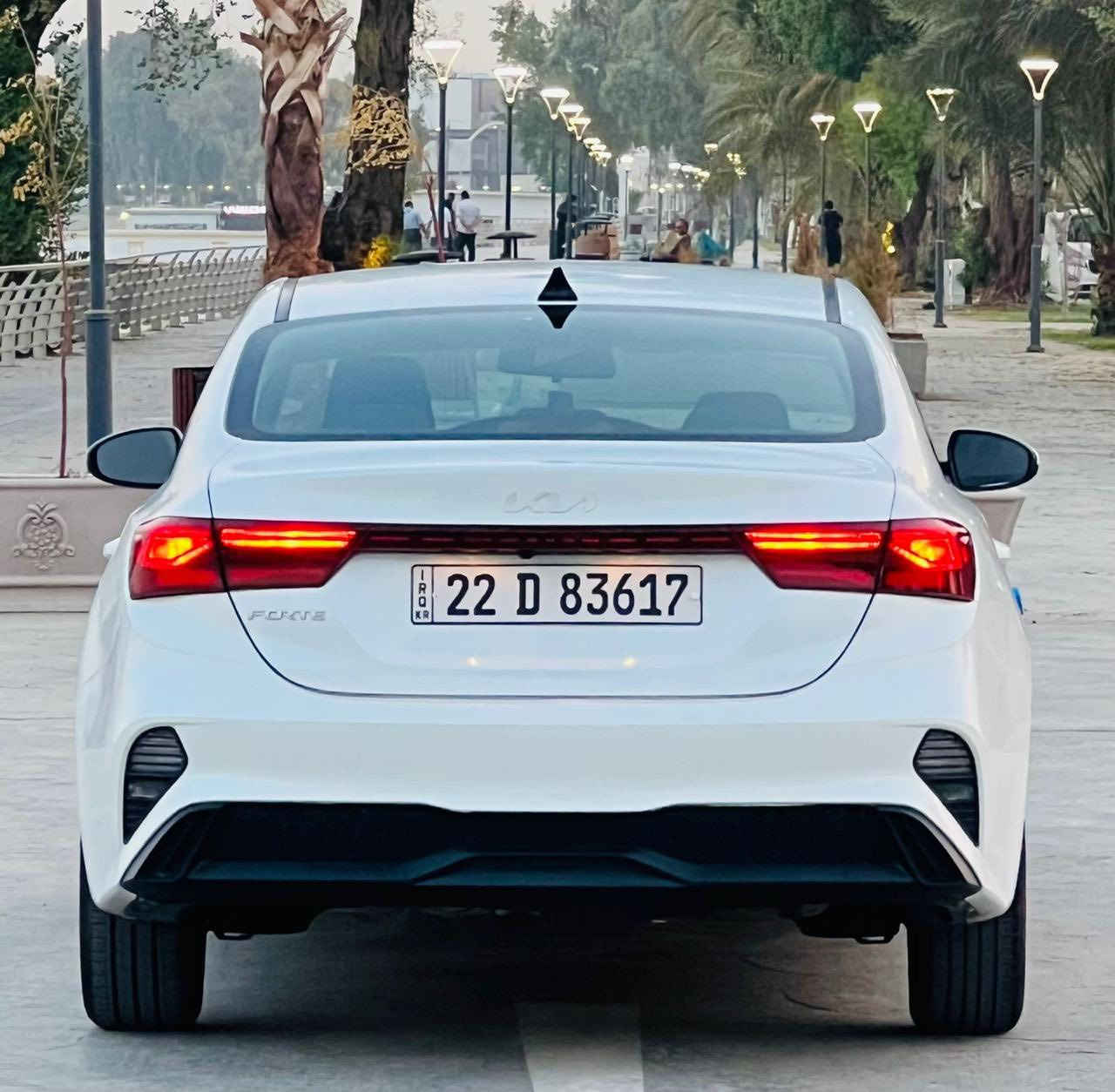 السلام عليكم اخوان سيارة فورتي وارد امريكي ماشيه 63موديل 22حادثه كلش بسيط وموضح بلصور بجم كبس من الشركه وما محطوطه سبانه على المحرك للاستفسار *********** عنوان بغداد حي جامعه
