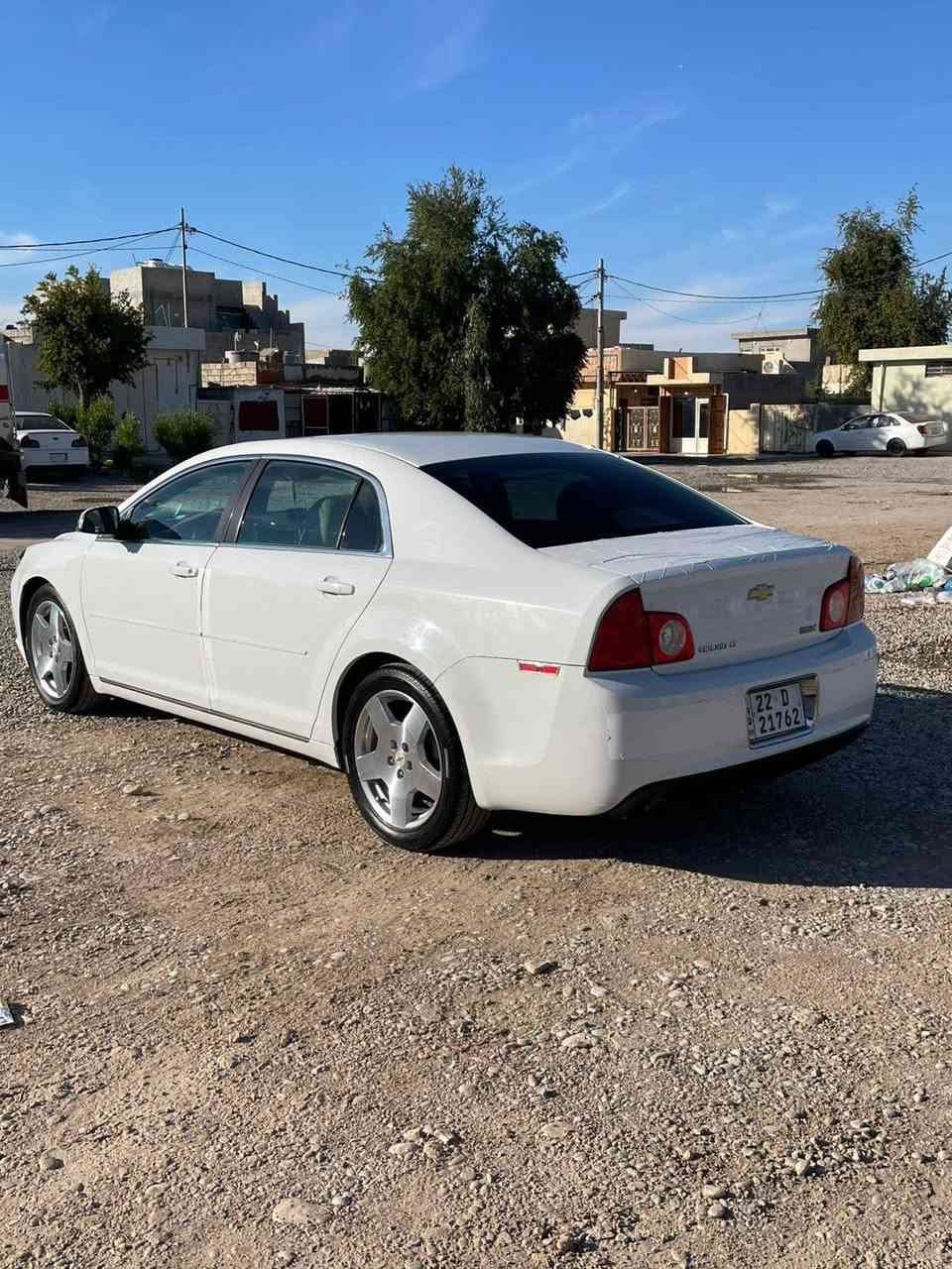 السلام عليكم 👋🏼
شوفرليت ماليبو 2011 خليجي 
مكفوله كفاله من الضربه 
صور سونار مرفقه  
محرك 4 سلندر 2400
تحكم استيرن
كشنات كهرباء 
داخل اصفر المرغوب 
تبريد ثلج 🥶 تدفية شغال 🔥
جامات كهربائي
‏ ABS - مانع انزلاق 
كهربائيات كلة شغال 
رقم سنويه جديد 
 شرط تحويل نفس اليوم 💯
گير محرك بشرط كلش جديد 
السياره شرط شخطه مابيها كلش حلوه ✅
السعر ⇦ 88 ورقه وبيها مجال 💵💸
عنوان ⇦ ديالى خانقين 📍
الهاتف ⇦ ***********
