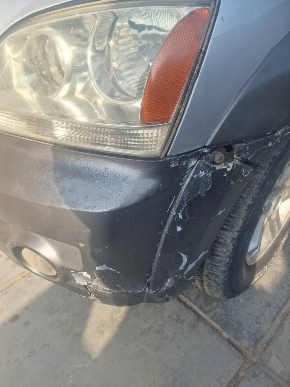 سورنتو للبيع موديل 2005بدون حادث وراد خليجي بيه صبغ بس قليل قماره تكم مكفوله كير مكينه تمام بيه بعض الملاحضات بسيطه فتحه شغاله السعر 71وبيه مجال للطيبين مكان السياره العماره الاتصال على الرقم :*********** بي واتساب
