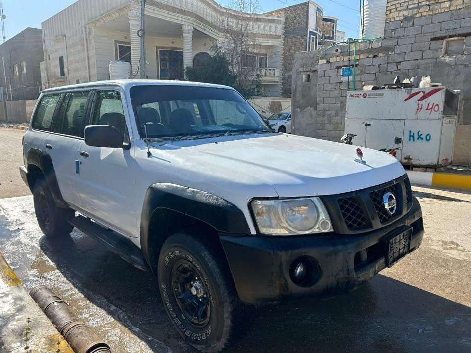 السلام عليكم بترول سفاري 2008 مكفوله من ضربه بس صبغ مزاد محرك بيه صوت وخربطه سياره مزاد بغداد سعر 75وبيه مجال مستعجل على بيع مكان ناصريه ***********
