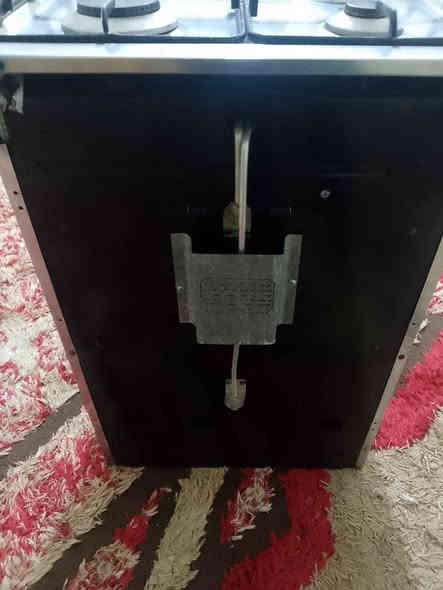 طباخ مصري أربع عيون وفرن فوك وجوه يشتغلن بنفس لوقت والنار زركه.سعر75.كربلاء-حي النضال 📞*********** كربلاء
